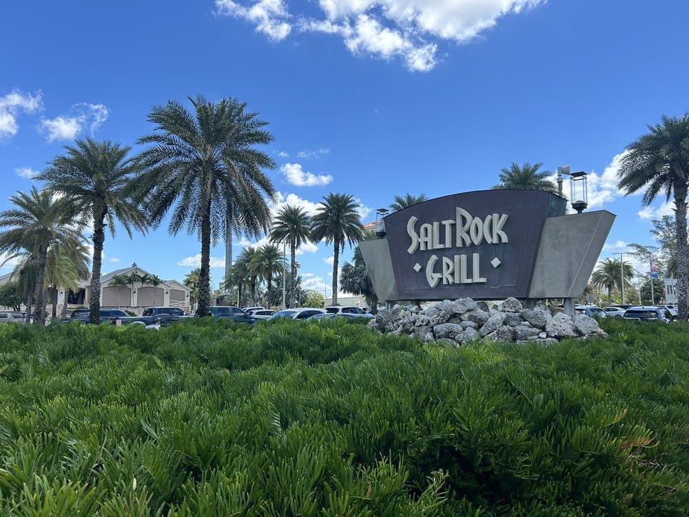 Salt Rock Grill on the Intracoastal Waterway
